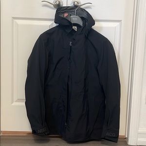 Nike ACG 2 in 1 Jacket Coat black